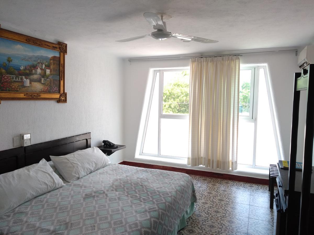 Hotel Berny Isla Mujeres Exterior photo